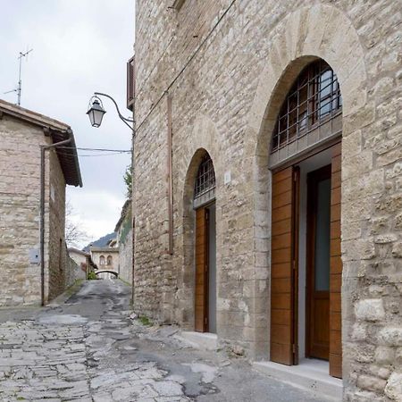 Casa Falcucci غوبيو المظهر الخارجي الصورة